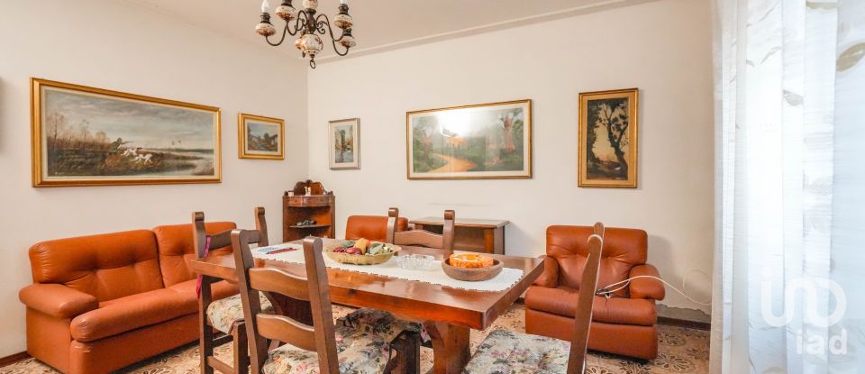 House 3 rooms of 124 m² in Ostellato (44020)