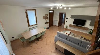 Three-room apartment of 120 m² in Rodigo (46040)