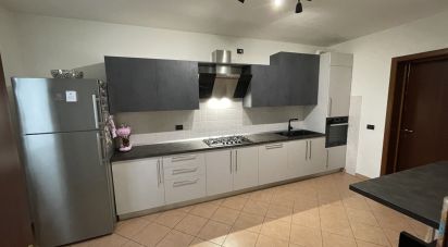 Three-room apartment of 120 m² in Rodigo (46040)