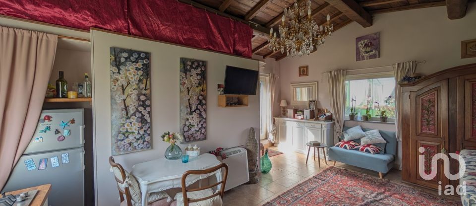 Farm 11 rooms of 320 m² in Capranica (01012)