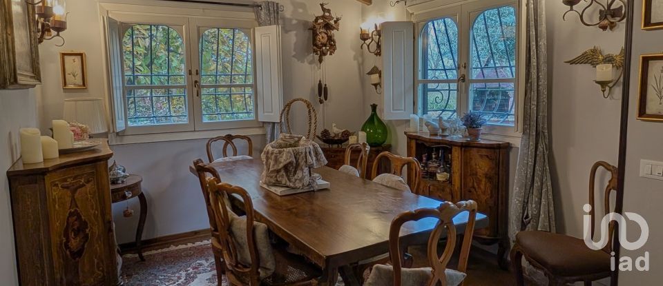 Farm 11 rooms of 320 m² in Capranica (01012)