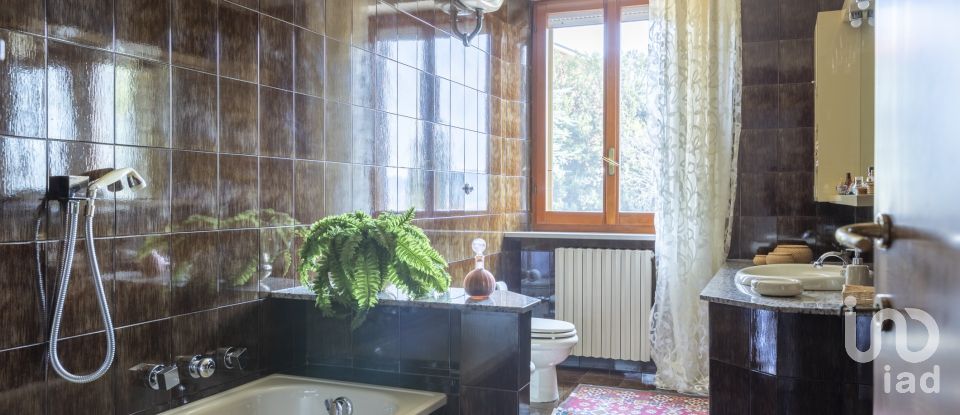 Immobile di prestigio 35 locali di 1.000 m² a Castelfidardo (60022)