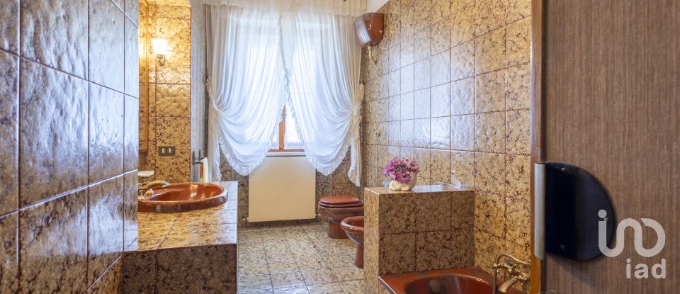 Immobile di prestigio 35 locali di 1.000 m² a Castelfidardo (60022)