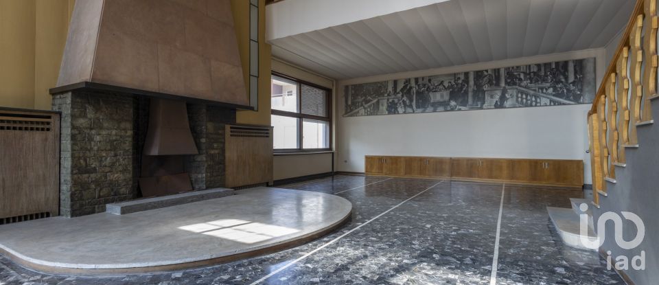 Immobile di prestigio 35 locali di 1.000 m² a Castelfidardo (60022)