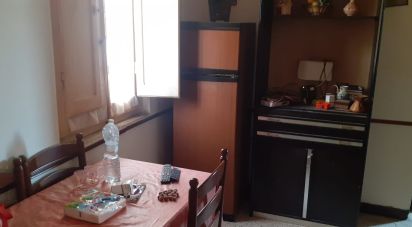 Lodge 7 rooms of 104 m² in Sant'Omero (64027)