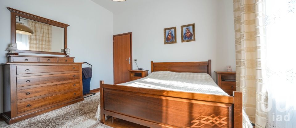 Casa indipendente / Villa 11 locali di 300 m² in Ferrara (44124)