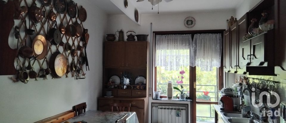 Appartamento 5 locali di 88 m² a Sanremo (18038)