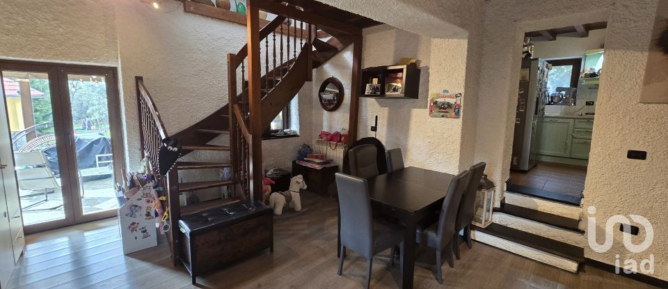 Townhouse 8 rooms of 140 m² in Stella (17044)