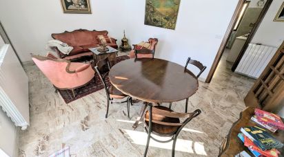 Appartamento 5 locali di 103 m² a Campo di Giove (67030)
