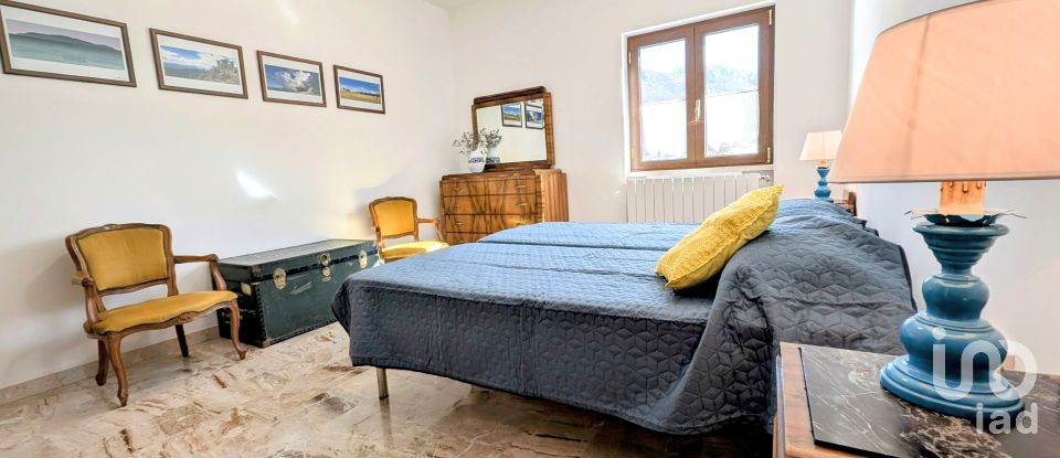 Appartamento 5 locali di 103 m² a Campo di Giove (67030)