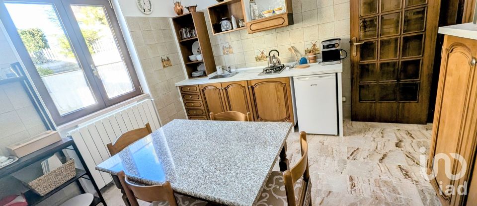 Appartamento 5 locali di 103 m² a Campo di Giove (67030)