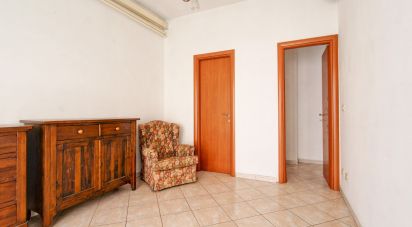 Negozio / locale commerciale di 18 m² in Roma (00179)