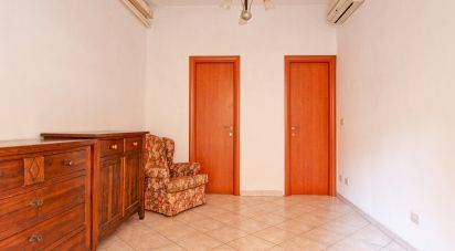 Negozio / locale commerciale di 18 m² in Roma (00179)