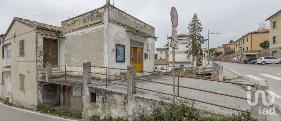 Villa a schiera 7 locali di 189 m² in Osimo (60027)