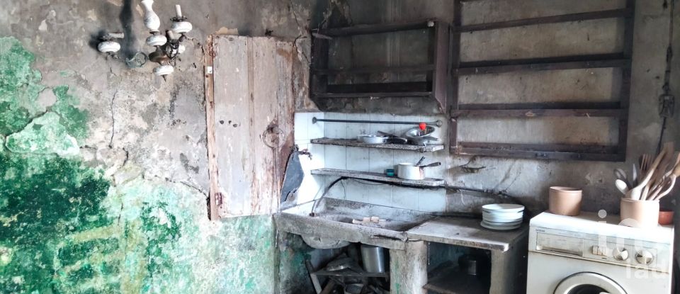 Country home 6 rooms of 142 m² in Varazze (17019)