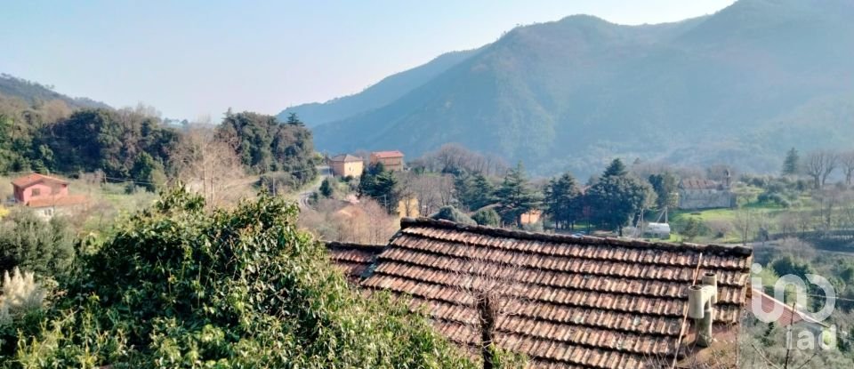 Country home 6 rooms of 142 m² in Varazze (17019)