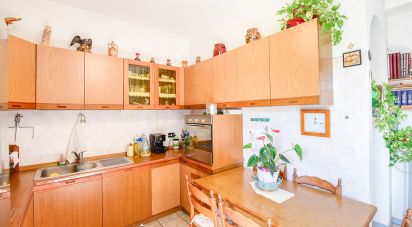Bilocale di 73 m² a Cantù (22063)