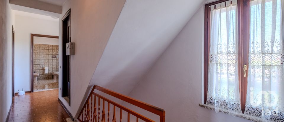 Casa indipendente 7 locali di 275 m² in Castiglione delle Stiviere (46043)