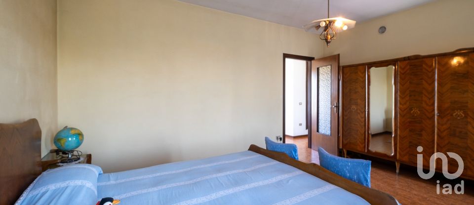 Casa indipendente 7 locali di 275 m² in Castiglione delle Stiviere (46043)