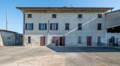 Casa indipendente 7 locali di 275 m² in Castiglione delle Stiviere (46043)