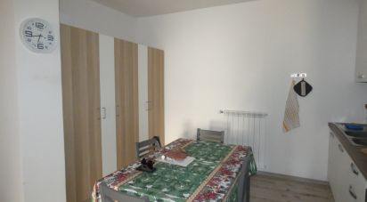 Appartamento 5 locali di 90 m² a Carro (19012)