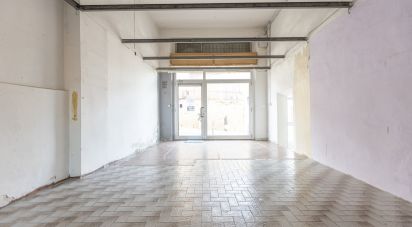 Negozio / locale commerciale di 137 m² in Osimo (60027)