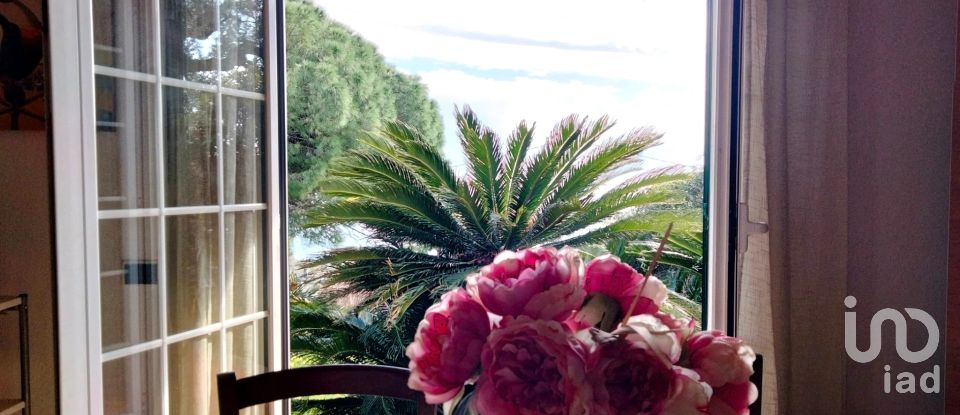 Townhouse 5 rooms of 150 m² in Cogoleto (16016)