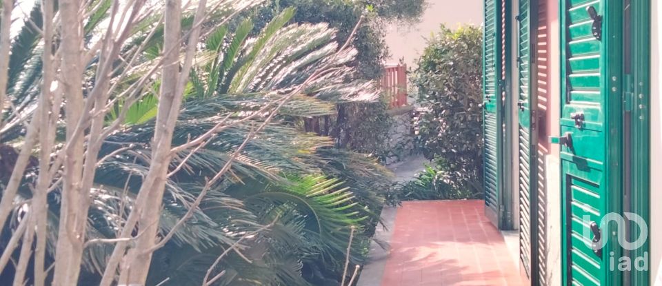 Townhouse 5 rooms of 150 m² in Cogoleto (16016)