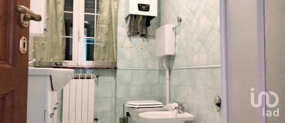 Townhouse 5 rooms of 150 m² in Cogoleto (16016)