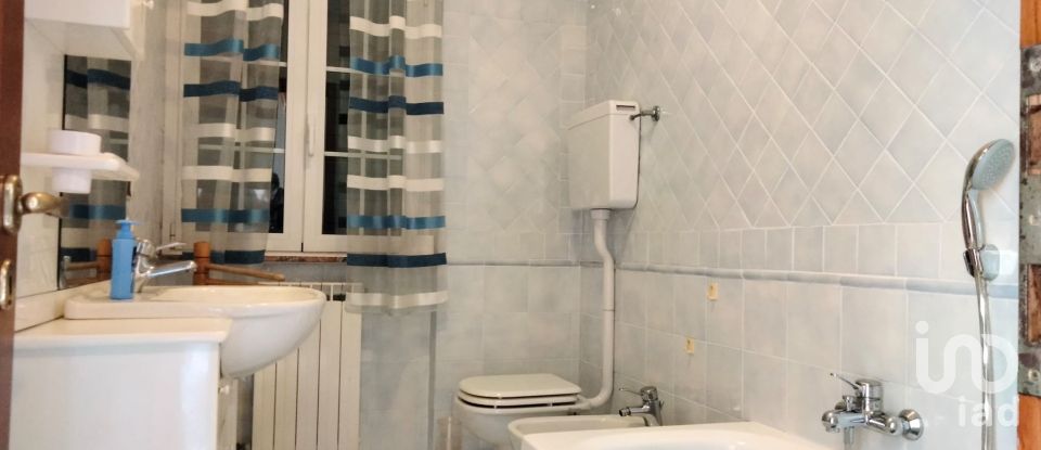 Townhouse 5 rooms of 150 m² in Cogoleto (16016)