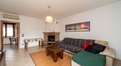 Casa indipendente 7 locali di 495 m² in Selvazzano Dentro (35030)