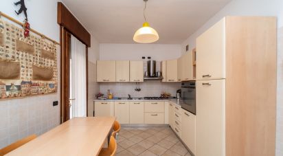 Casa indipendente 7 locali di 495 m² in Selvazzano Dentro (35030)