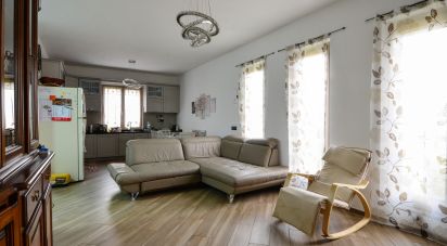 Casa indipendente 7 locali di 160 m² in Carcare (17043)