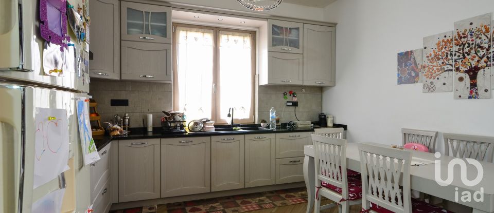 Casa indipendente 7 locali di 160 m² in Carcare (17043)