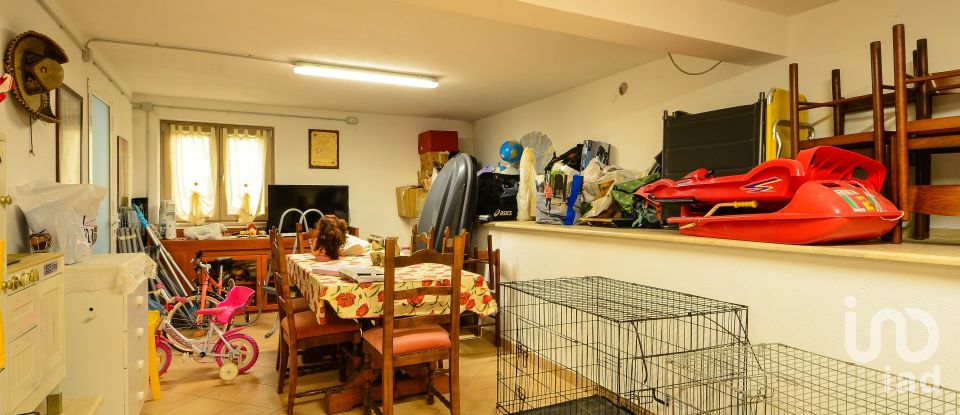 Casa indipendente 7 locali di 160 m² in Carcare (17043)