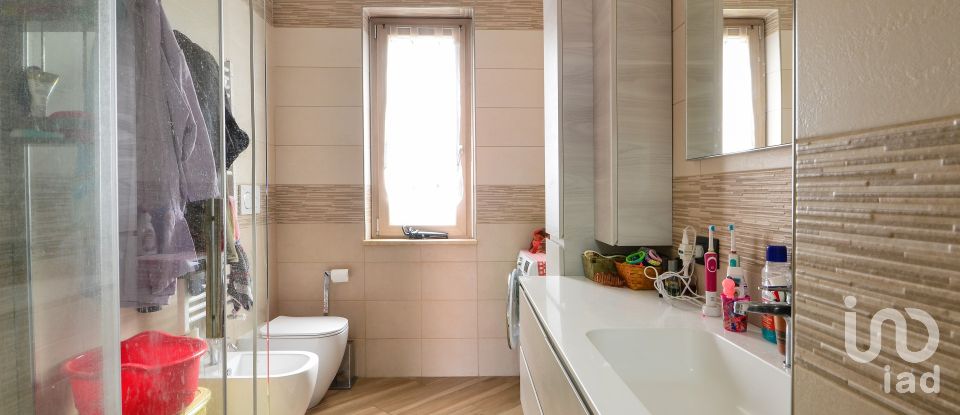 Casa indipendente 7 locali di 160 m² in Carcare (17043)