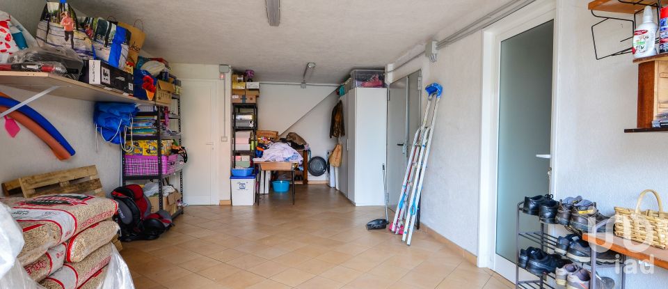 Casa indipendente 7 locali di 160 m² in Carcare (17043)