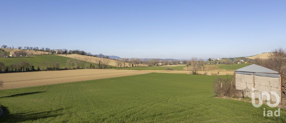 Rustico 3 locali di 270 m² in Recanati (62019)
