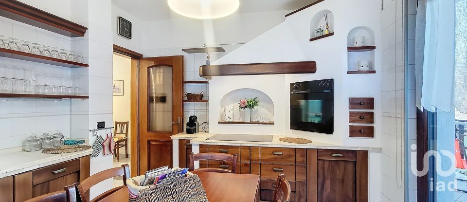 Casale 6 locali di 303 m² in Aymavilles (11010)