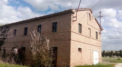 Casa indipendente / Villa 14 locali di 942 m² in Jesi (60035)