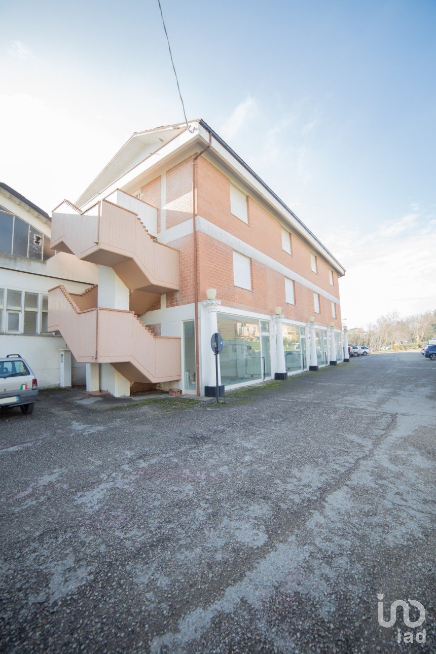 Block of flats in Urbino (61029) of 5,000 m²