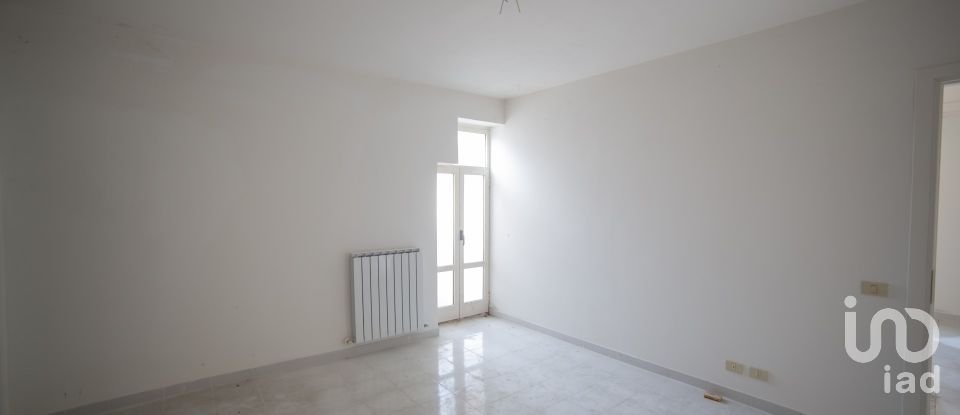 Block of flats in Urbino (61029) of 5,000 m²