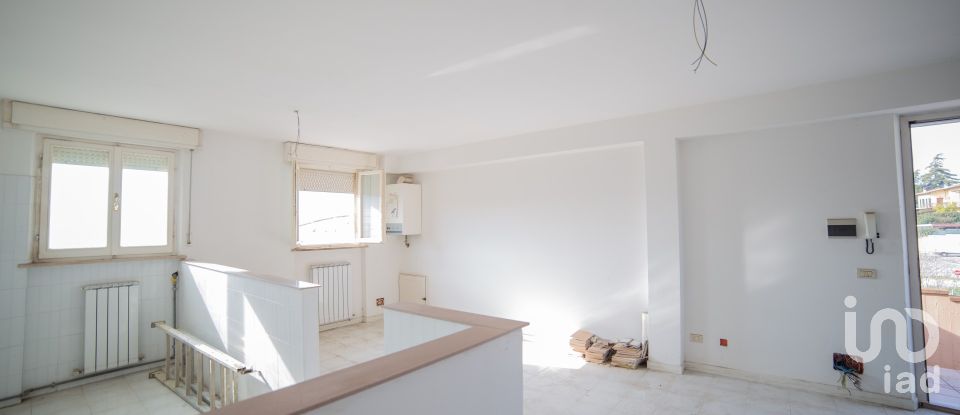 Block of flats in Urbino (61029) of 5,000 m²