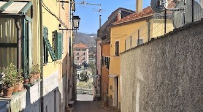 Triplice 4 locali di 80 m² a Stella (17044)