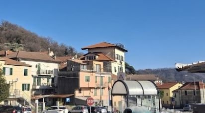 Triplice 4 locali di 80 m² a Stella (17044)