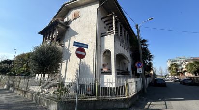 Three-room apartment of 88 m² in Nova Milanese (20834)