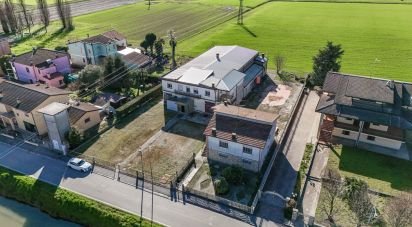 Casa indipendente / Villa 7 locali di 290 m² in Codigoro (44021)