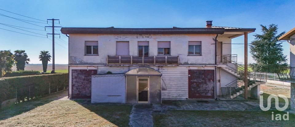 Casa indipendente / Villa 7 locali di 290 m² in Codigoro (44021)