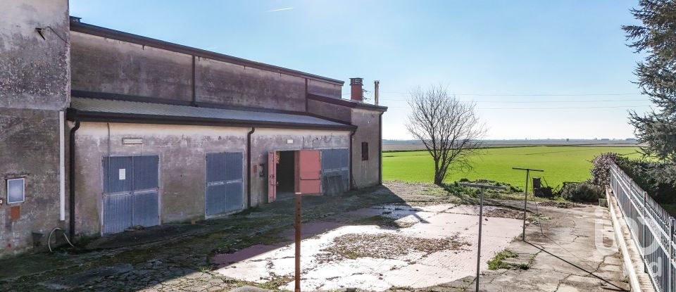 Casa indipendente / Villa 7 locali di 290 m² in Codigoro (44021)