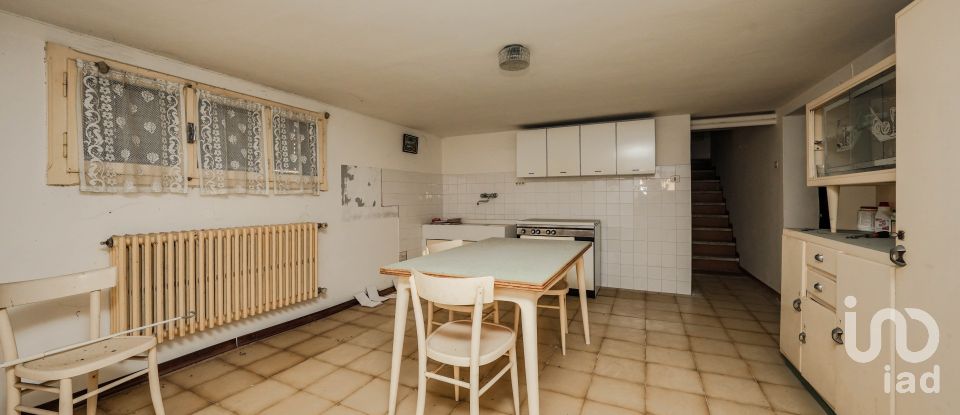 Casa indipendente / Villa 7 locali di 290 m² in Codigoro (44021)